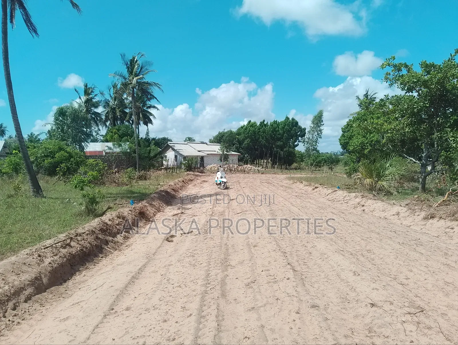 1/8 Prime Plot for Sale in Dongo Kundu Bypass in Likoni