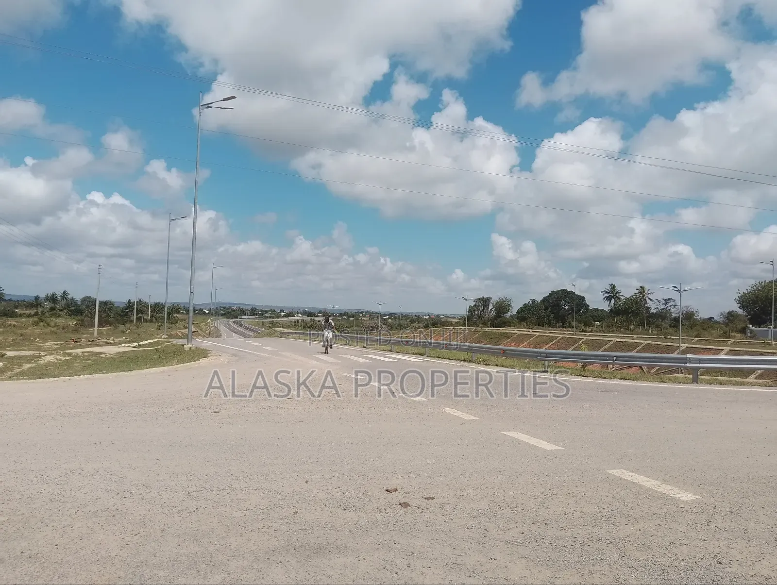 1/8 Prime Plot for Sale in Dongo Kundu Bypass in Likoni