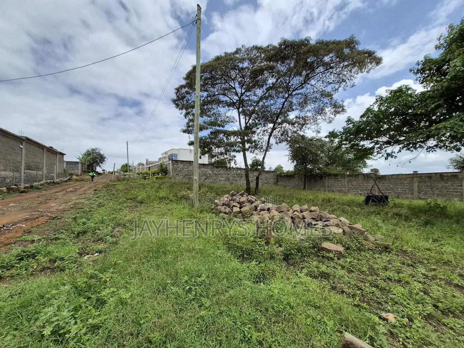 1/8 Acre Plot of Land for Sale in Membley Estate in Membley Estate