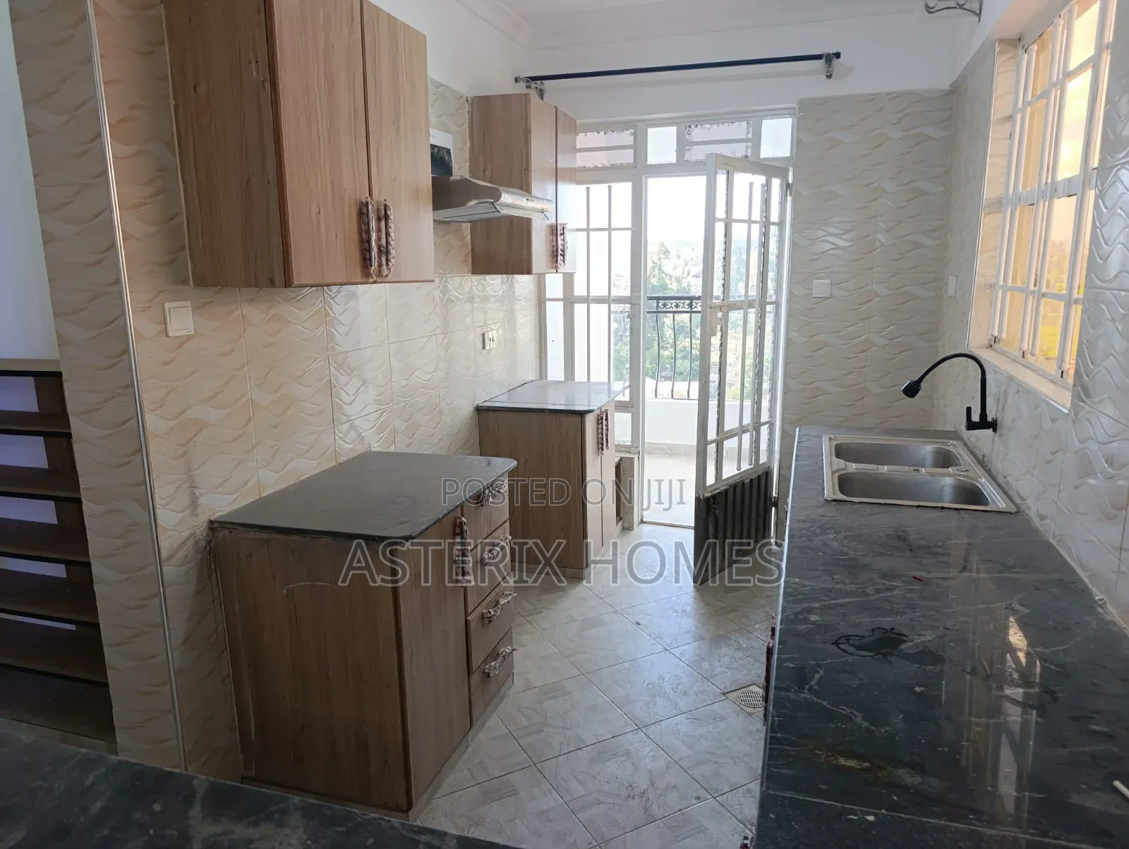 3bdrm Apartment in Zambezi/Sigona for rent in Zambezi/Sigona