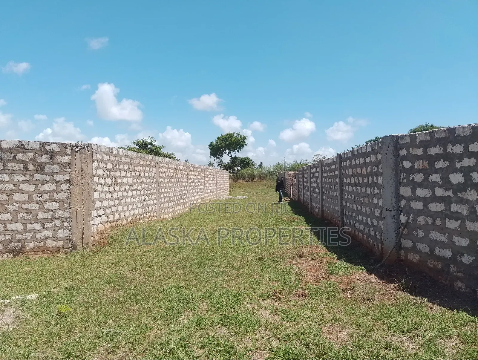 1/8 Prime Residential Plot for Sale in Dongo Kundu Bypass in Likoni
