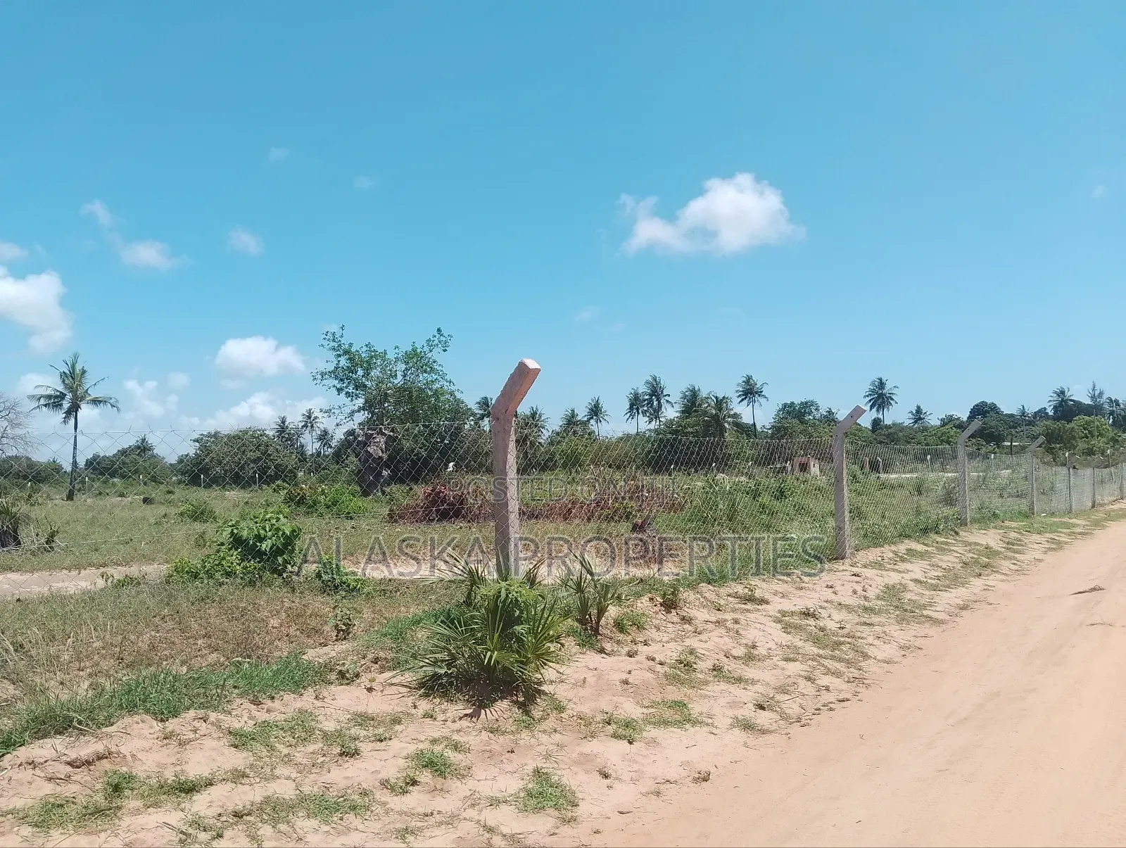1/8 Prime Residential Plot For Sale At Dongo Kundu Bypass in Likoni