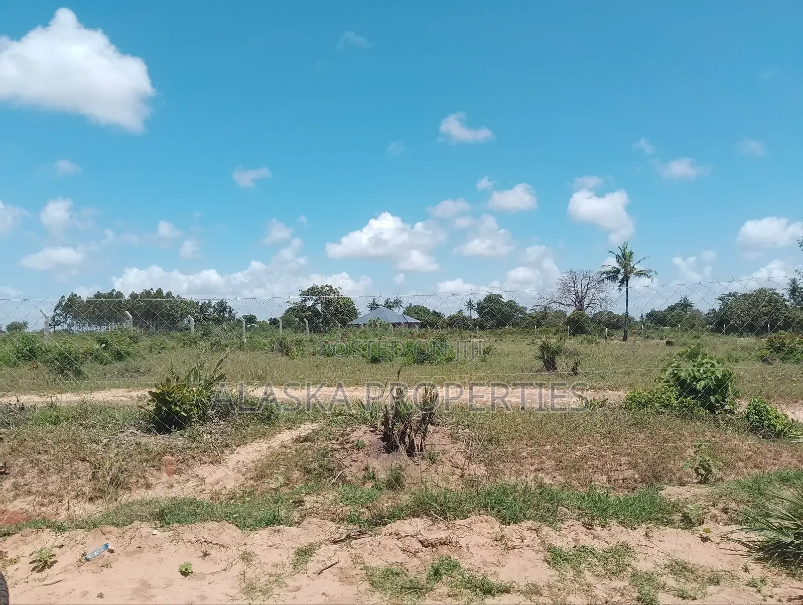 1/8 Prime Residential Plot For Sale At Dongo Kundu Bypass in Likoni