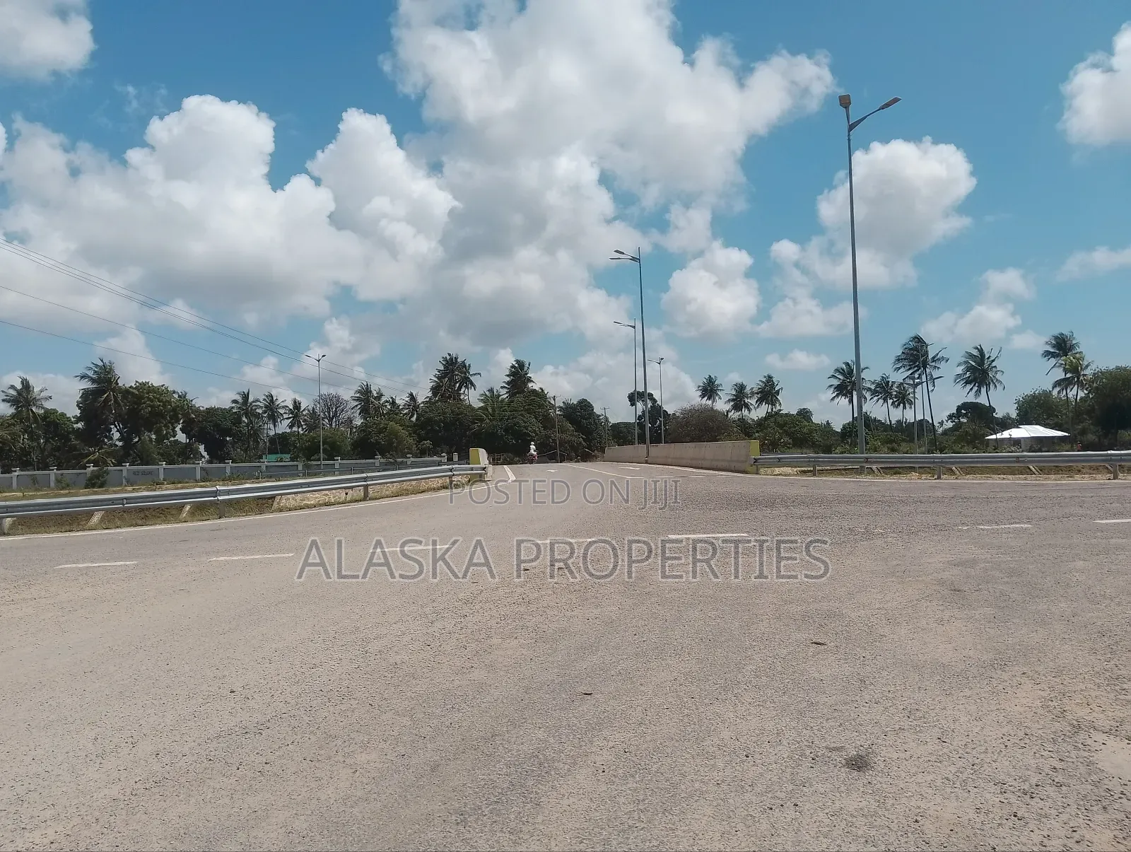 1/8 Prime Commercial Plot for Sale at Dongo Kundu Bypass in Likoni
