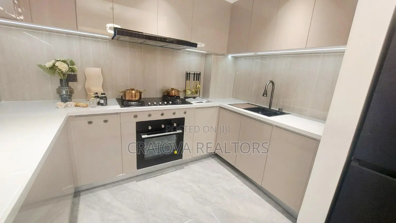 3bdrm Apartment in Westlands for sale in Westlands