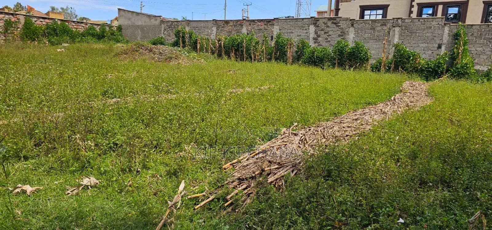 4bdrm Duplex In West Indies For Sale in West Indies