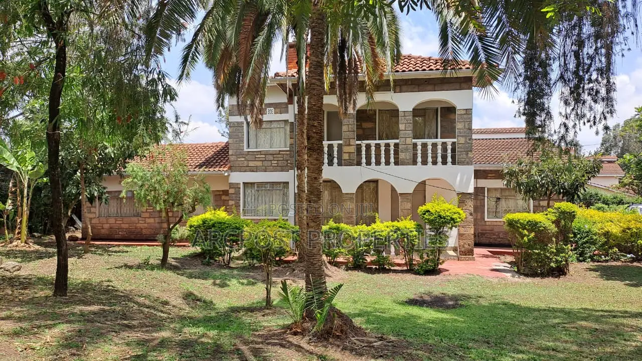 5bdrm Villa in Kerarapon for sale in Kerarapon