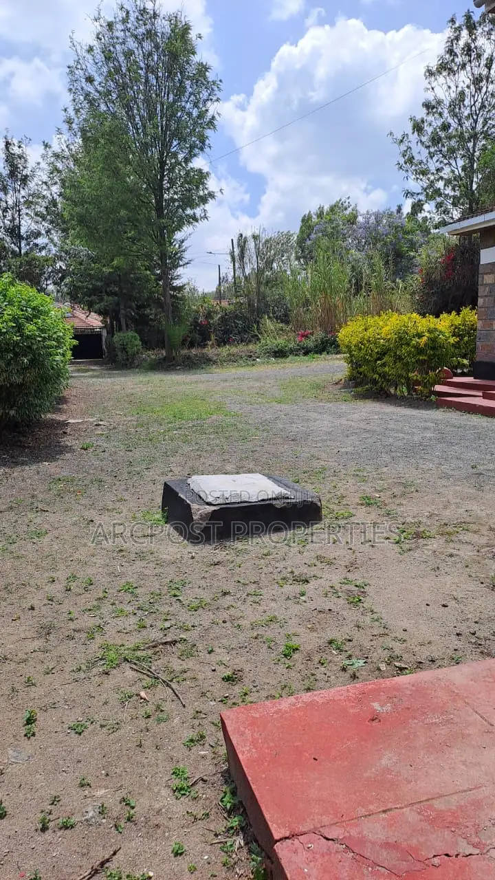 5bdrm Villa in Kerarapon for sale in Kerarapon