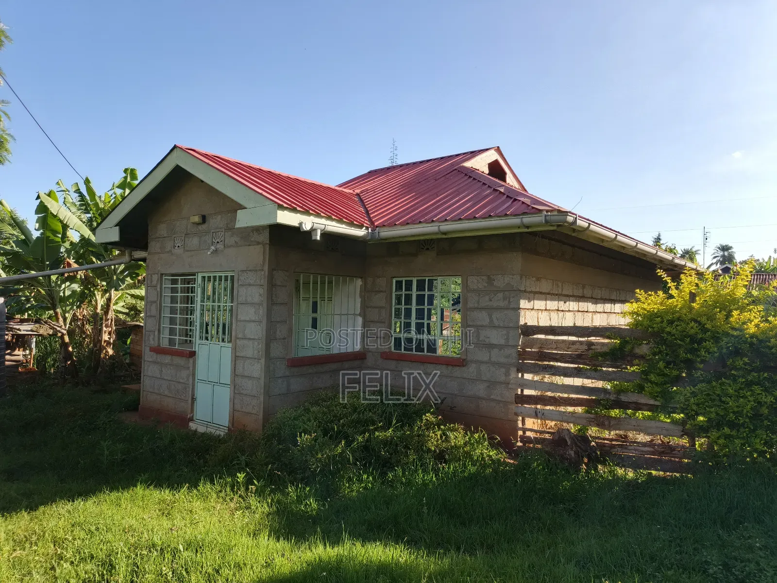 Karatina/ Ngandu 1 Acre With a House. in Karatina Town