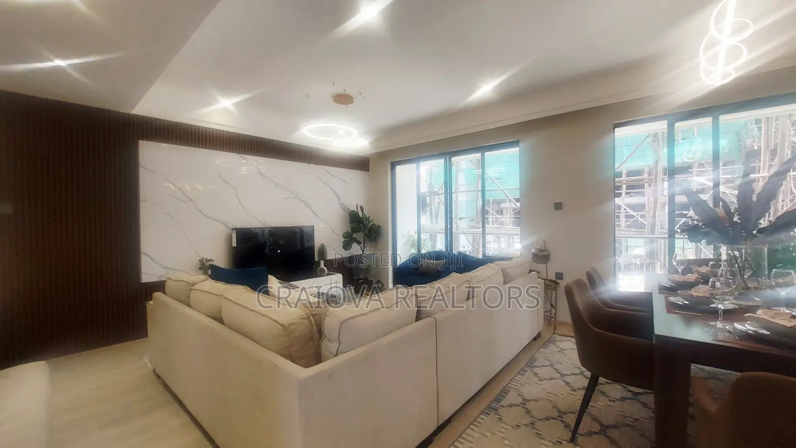 4bdrm Apartment in Gateway Mall Area for sale in Gateway Mall Area