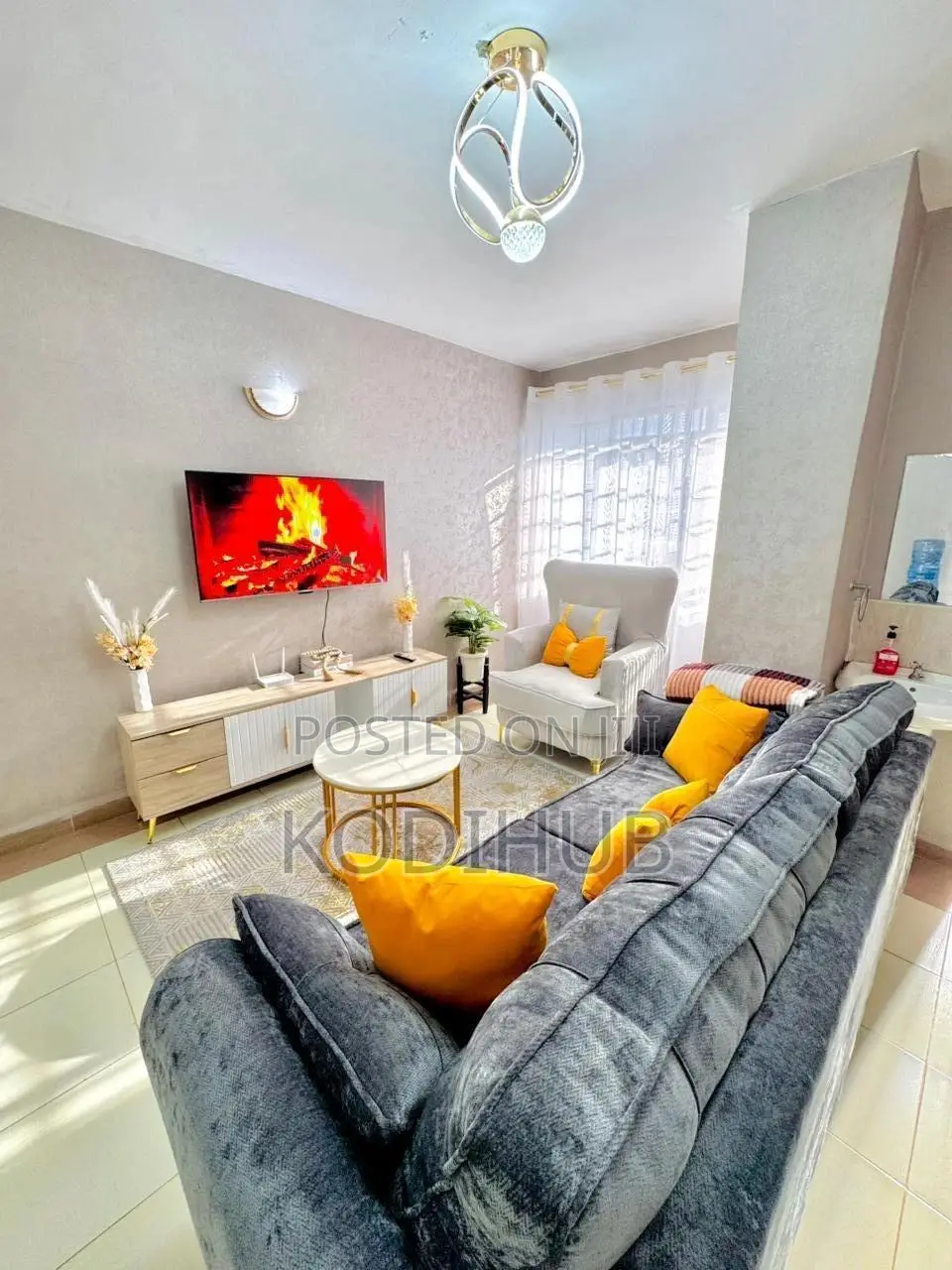 Modern Bright 1 Bedroom • Garden Estate. Whitehouse in Thome