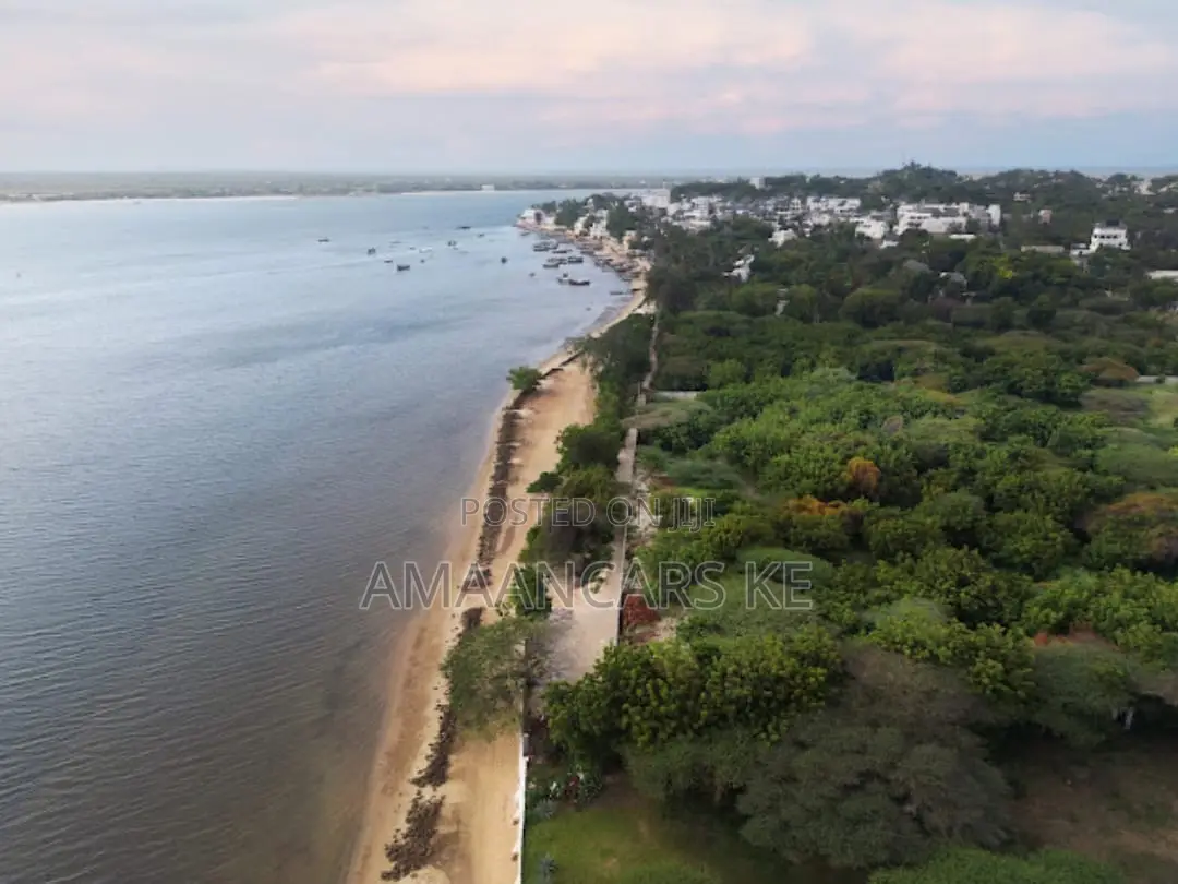5.15 Acres for Sale in Lamu Shela (Beachfront) in Shella