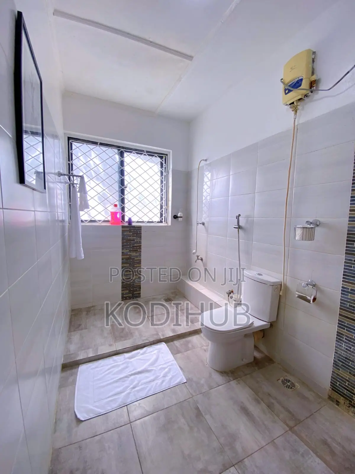 Cozy 3 Bedroom Bamburi in Bamburi