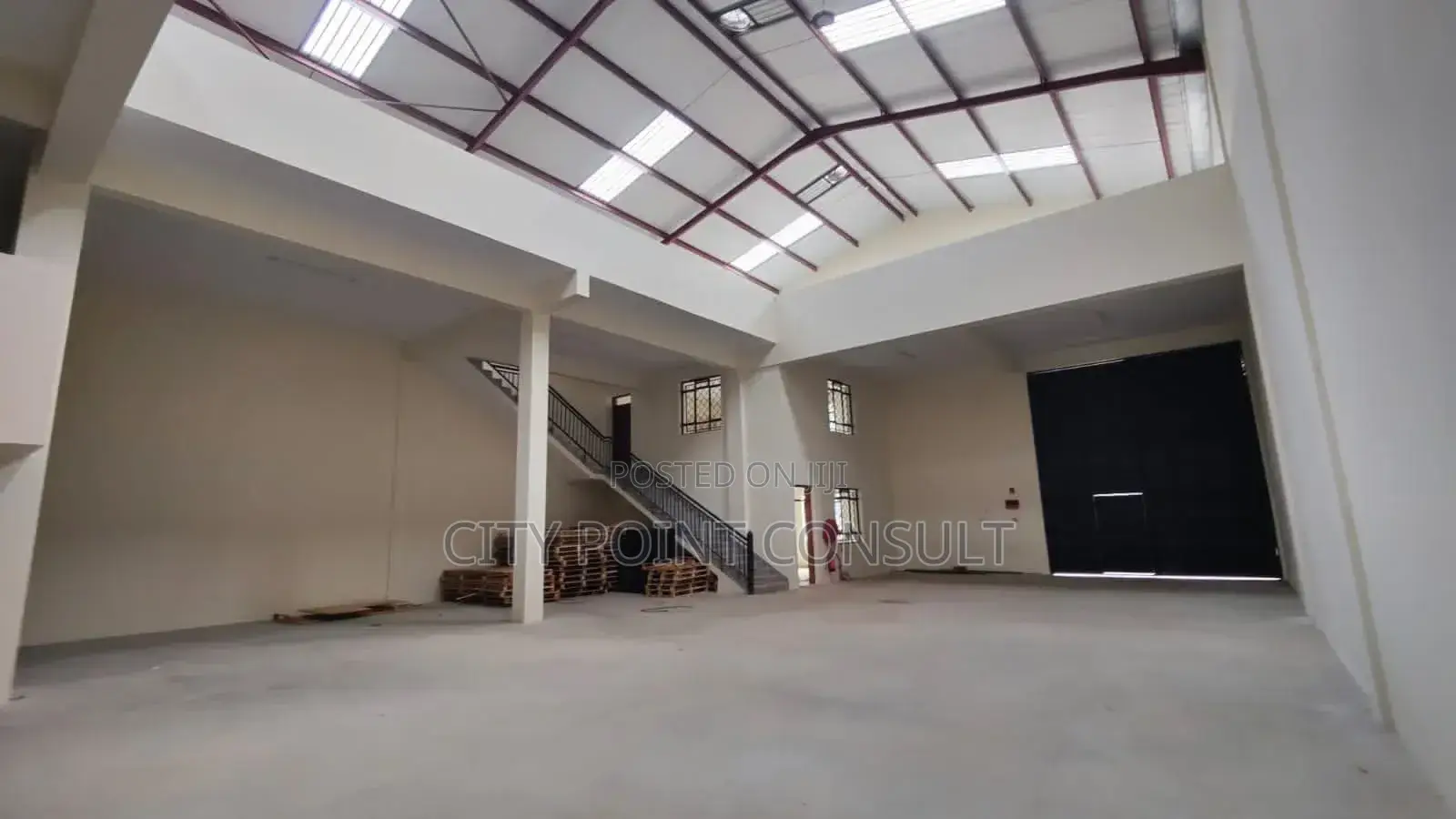 7530 SQFT Warehouse to Let in Baba Dogo in Baba Dogo