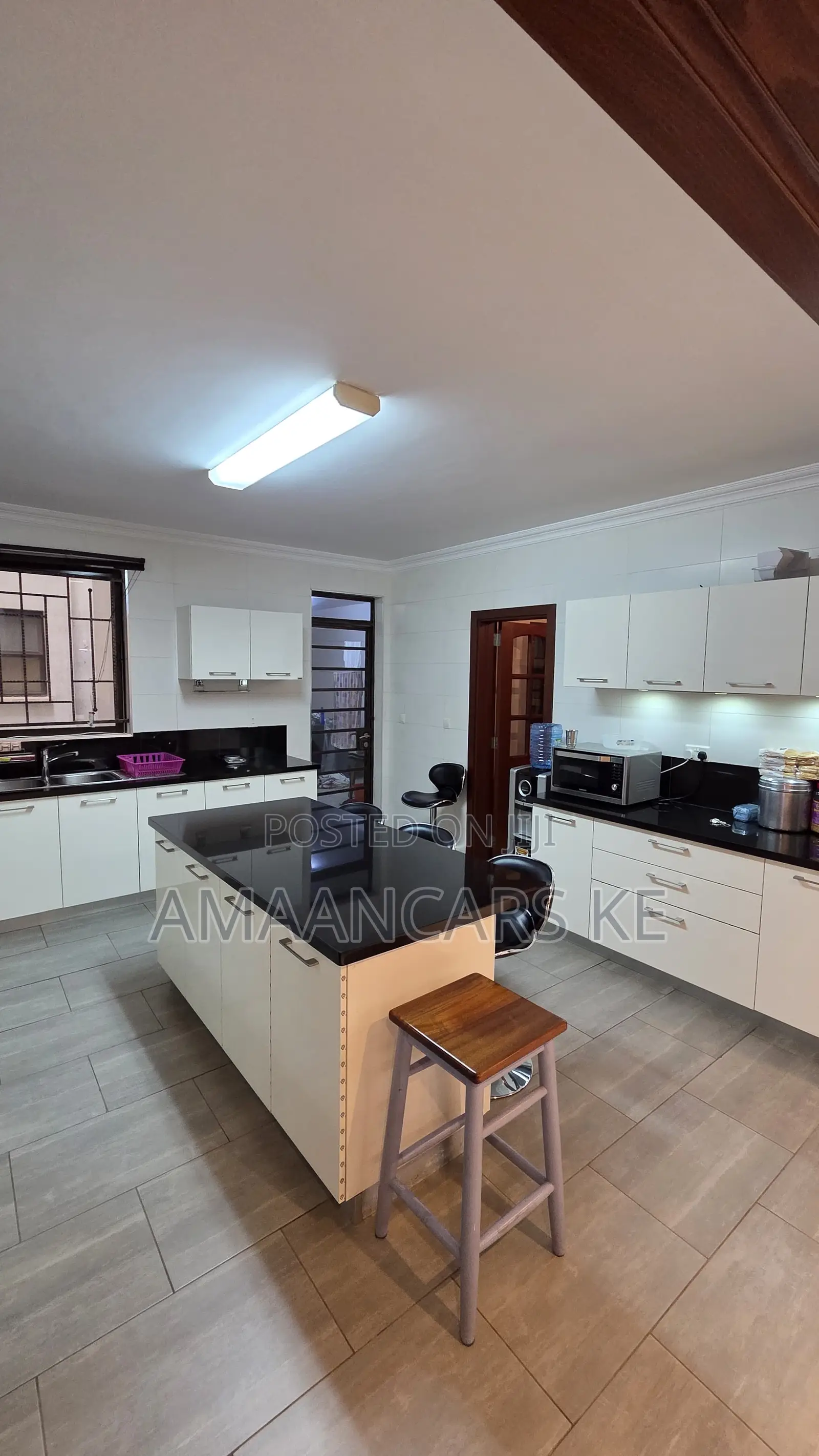 4bdrm Apartment in East Field, Westlands for sale in Westlands