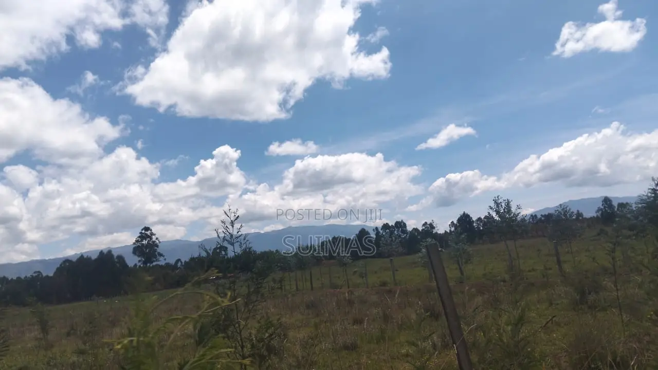 8 Acres With A House For Sale In Olkalou in Kipipiri