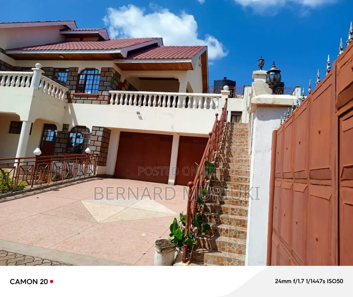 5bdrm Maisonette in Landless/ Happy for sale in Happy Valley Estate