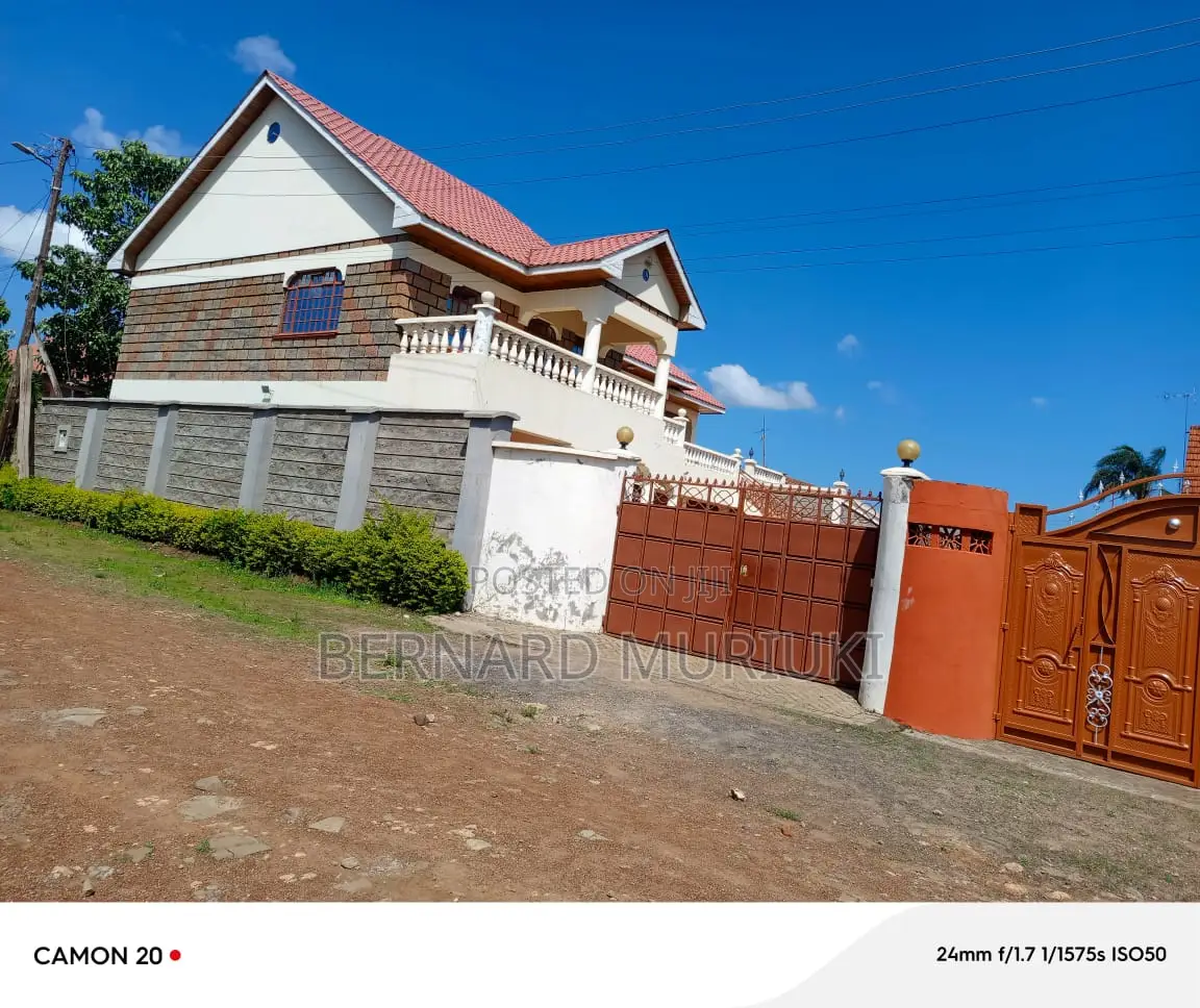 5bdrm Maisonette in Landless/ Happy for sale in Happy Valley Estate