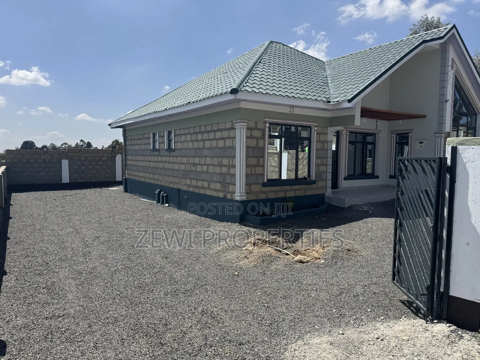 4bdrm Bungalow in Matasia for sale in Matasia