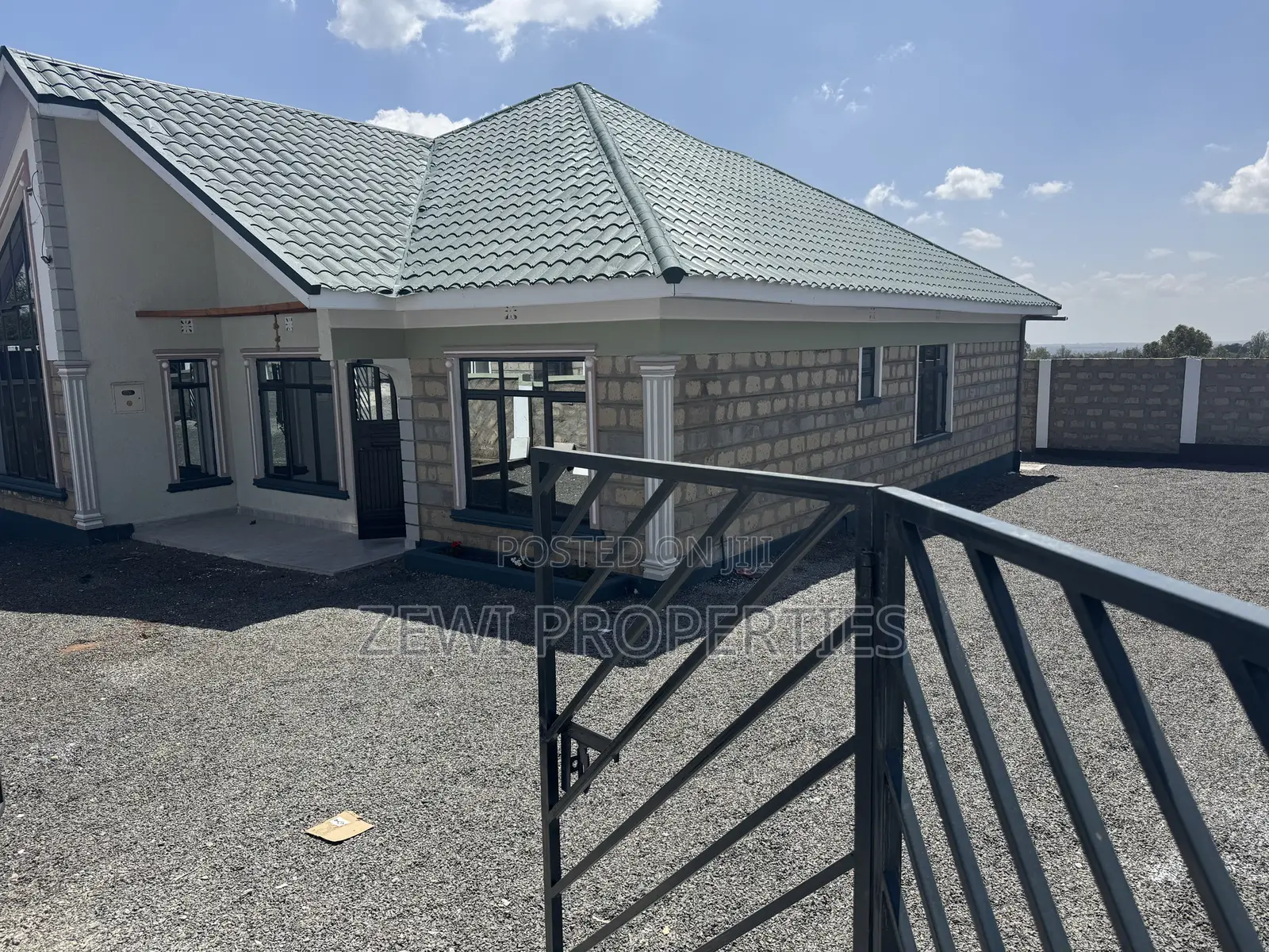 4bdrm Bungalow in Matasia for sale in Matasia