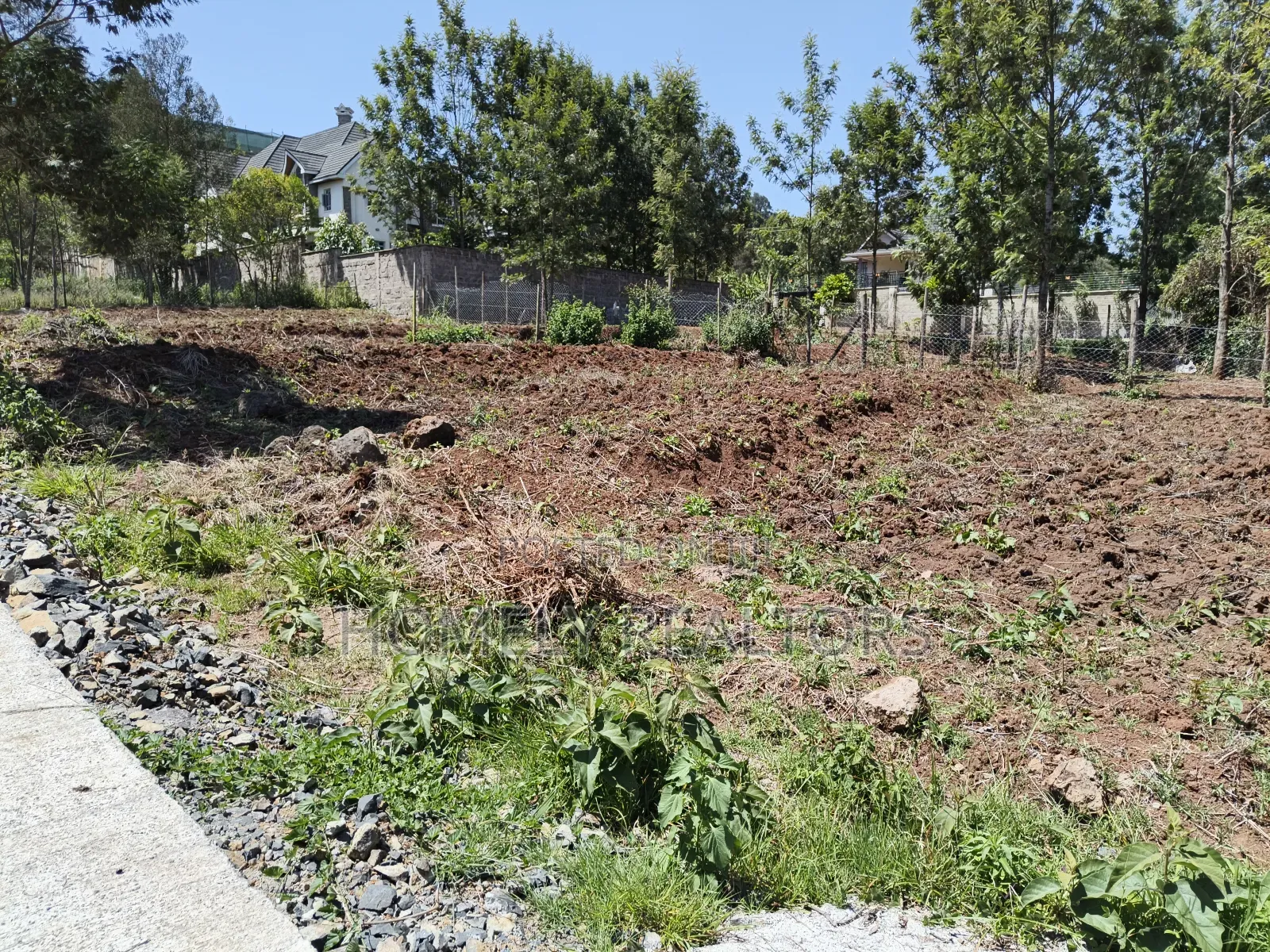 Quarter Acre Red Soil Plot for Sale in Kerarapon Drive, Ngong in Kerarapon