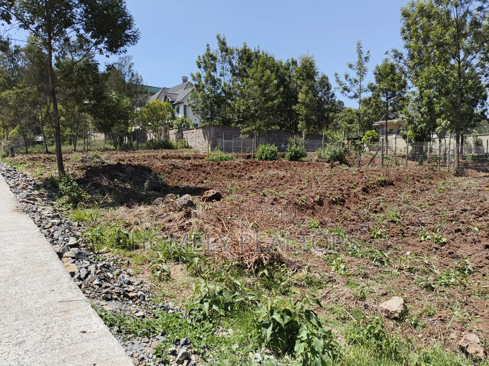 Quarter Acre Red Soil Plot for Sale in Kerarapon Drive, Ngong in Kerarapon