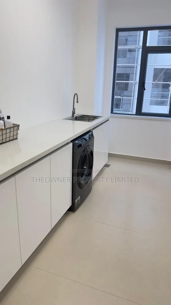 3bdrm Apartment in Kilimani, Hurlingham for sale in Hurlingham