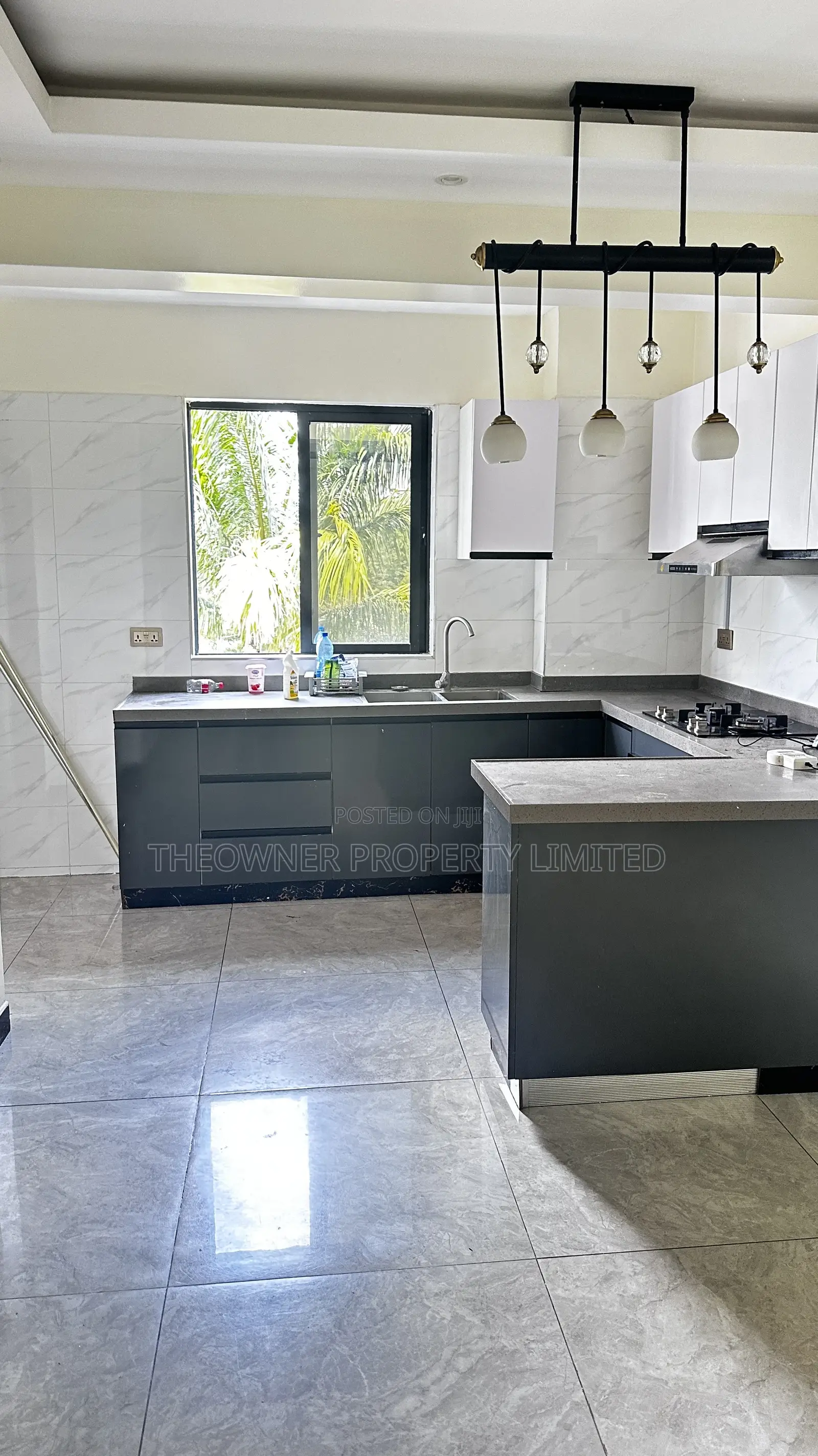 3bdrm Apartment in Kileleshwa for sale in Kileleshwa