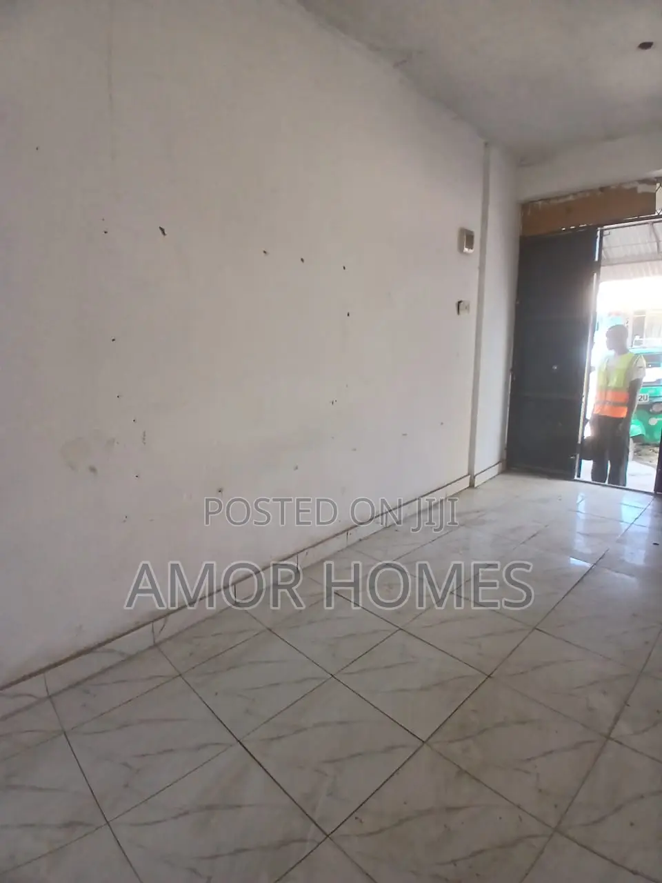 Shop to Let in Mshomoroni