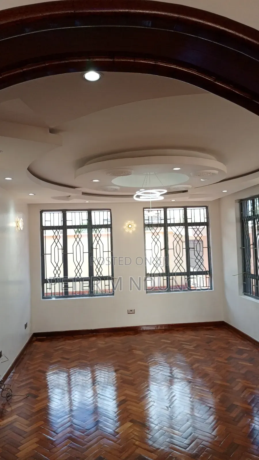 4bdrm Maisonette in Membley Estate for sale in Membley Estate