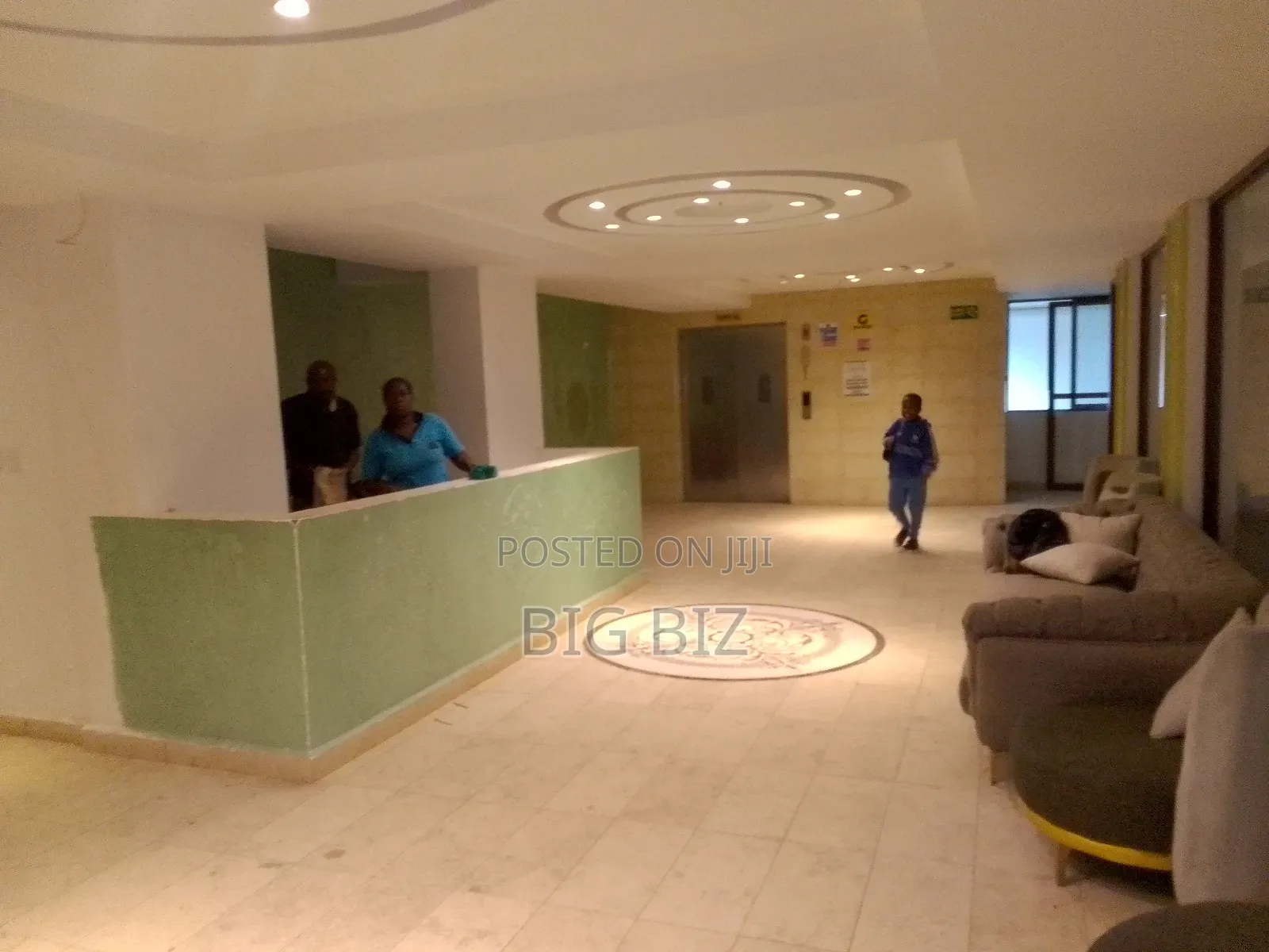 5bdrm Apartment in 2/3/4 Br + Mosque,, Parklands/Highridge for rent in Parklands/Highridge