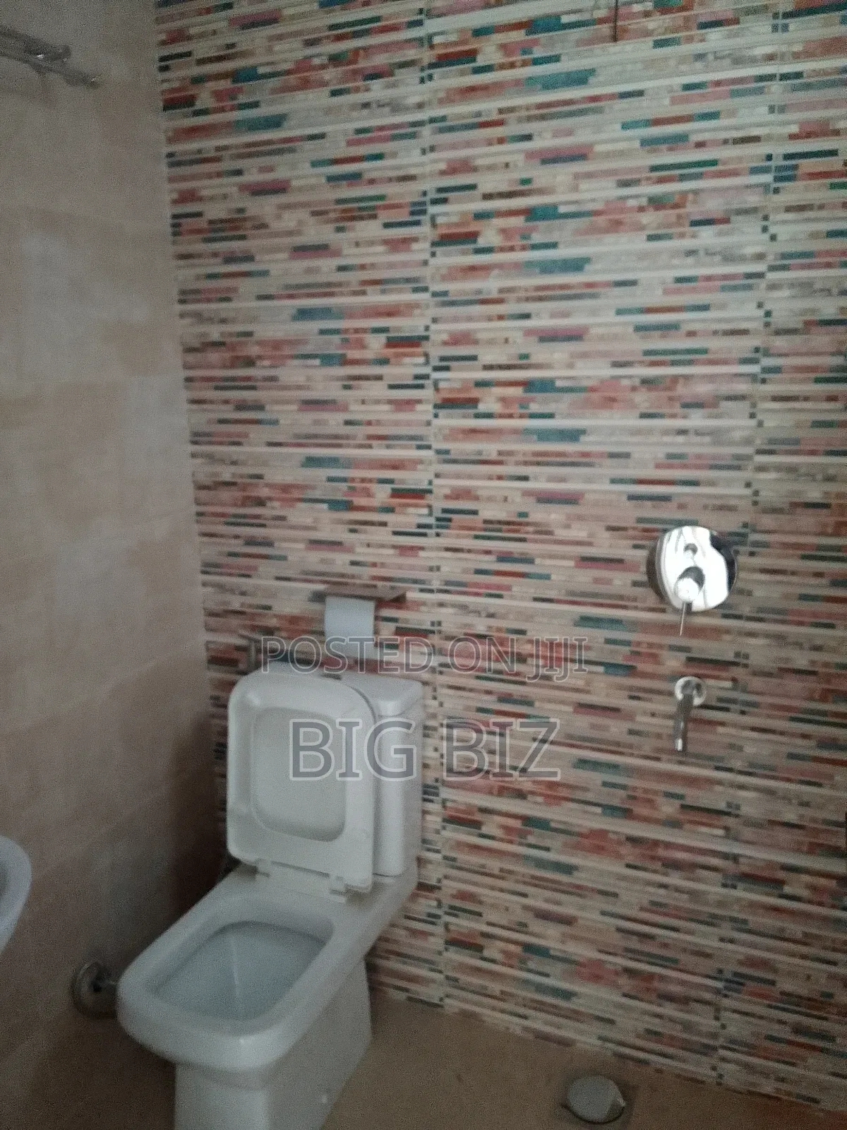 5bdrm Apartment in 2/3/4 Br + Mosque,, Parklands/Highridge for rent in Parklands/Highridge
