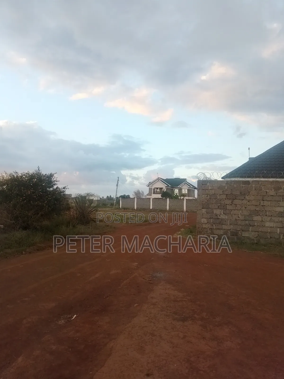 Ruiru Kimbo Murera Plot in Kenyatta Road / Theta 