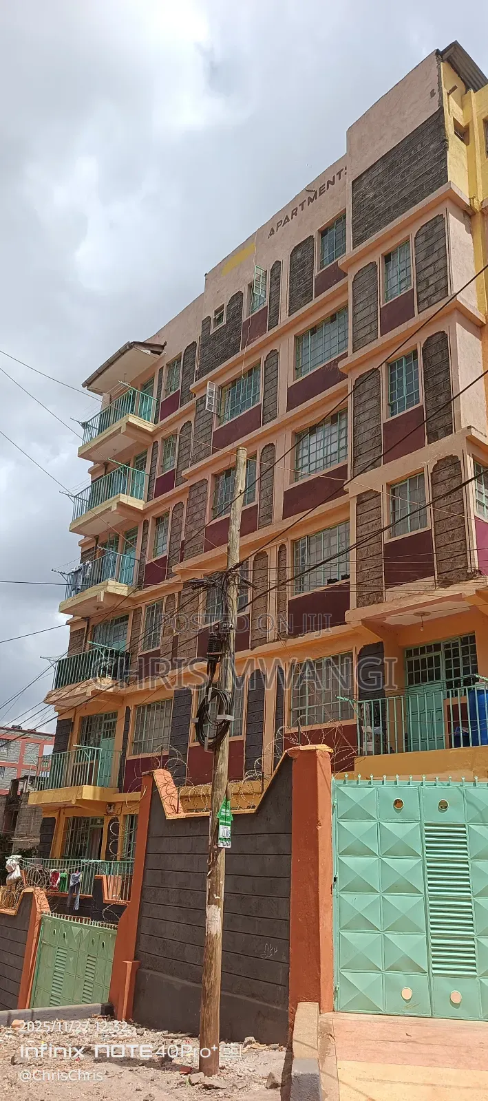2bdrm Block of Flats in Season Street, Seasons Estate for sale in Seasons Estate