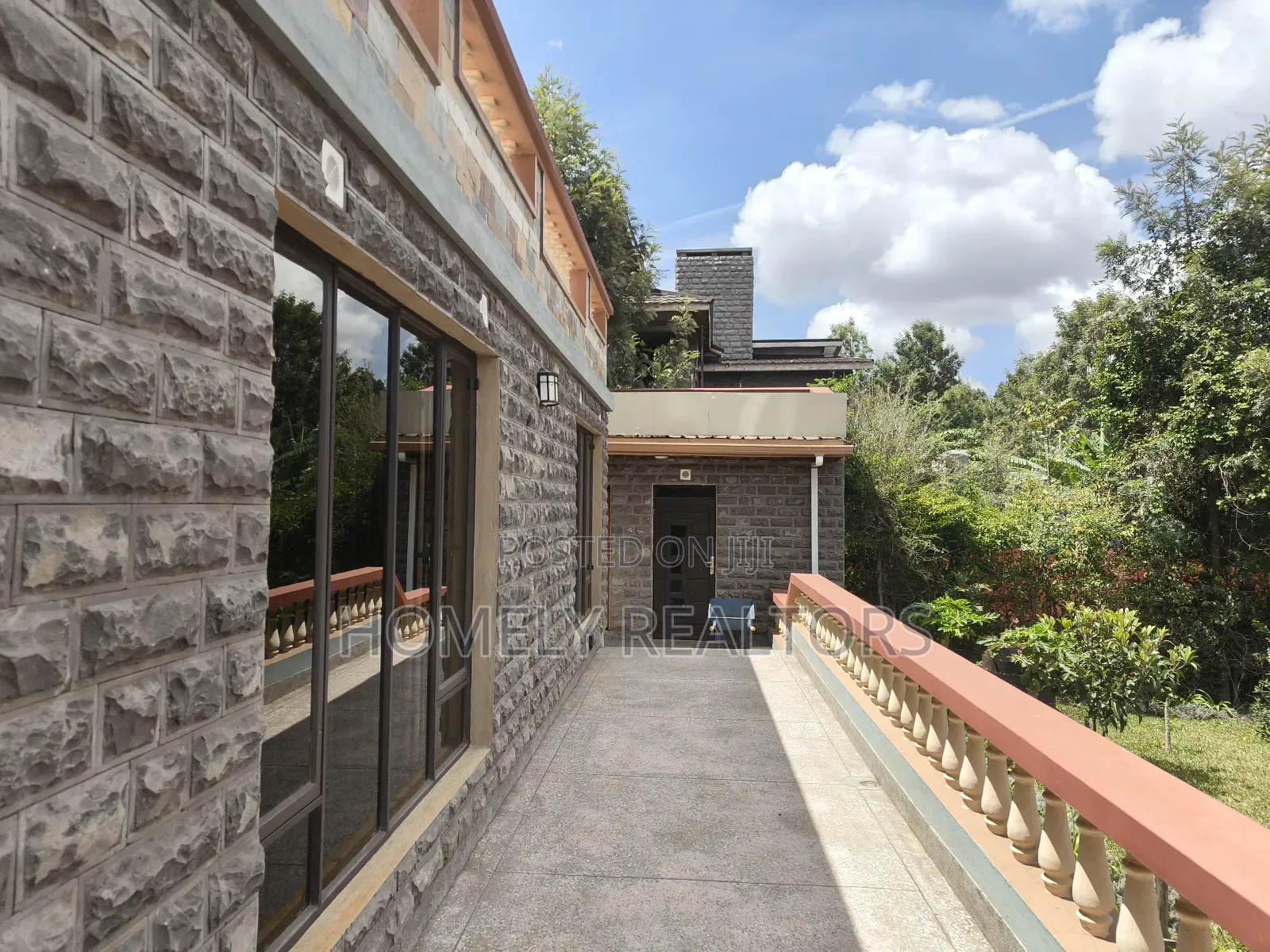 4bdrm Maisonette in Kerarapon Drive, for rent in Kerarapon