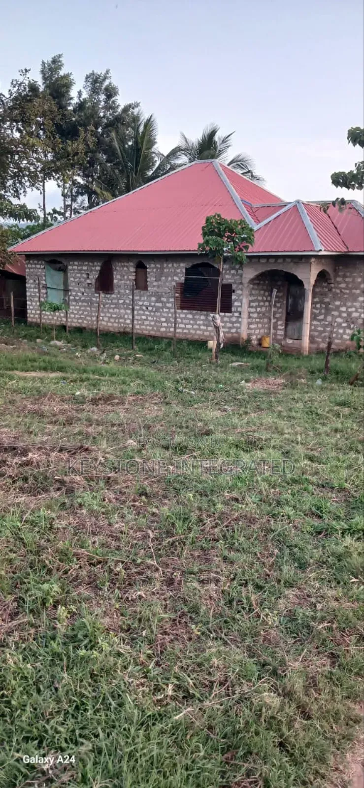 Plot for Sale in Kwale in Dzombo