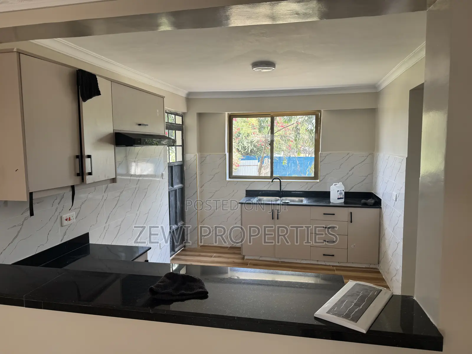 3bdrm Apartment in Kerarapon for rent in Kerarapon