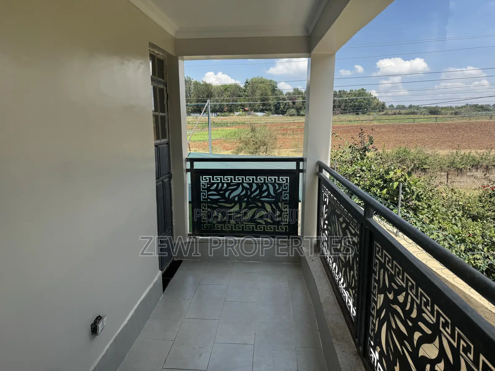 3bdrm Apartment in Kerarapon for rent in Kerarapon