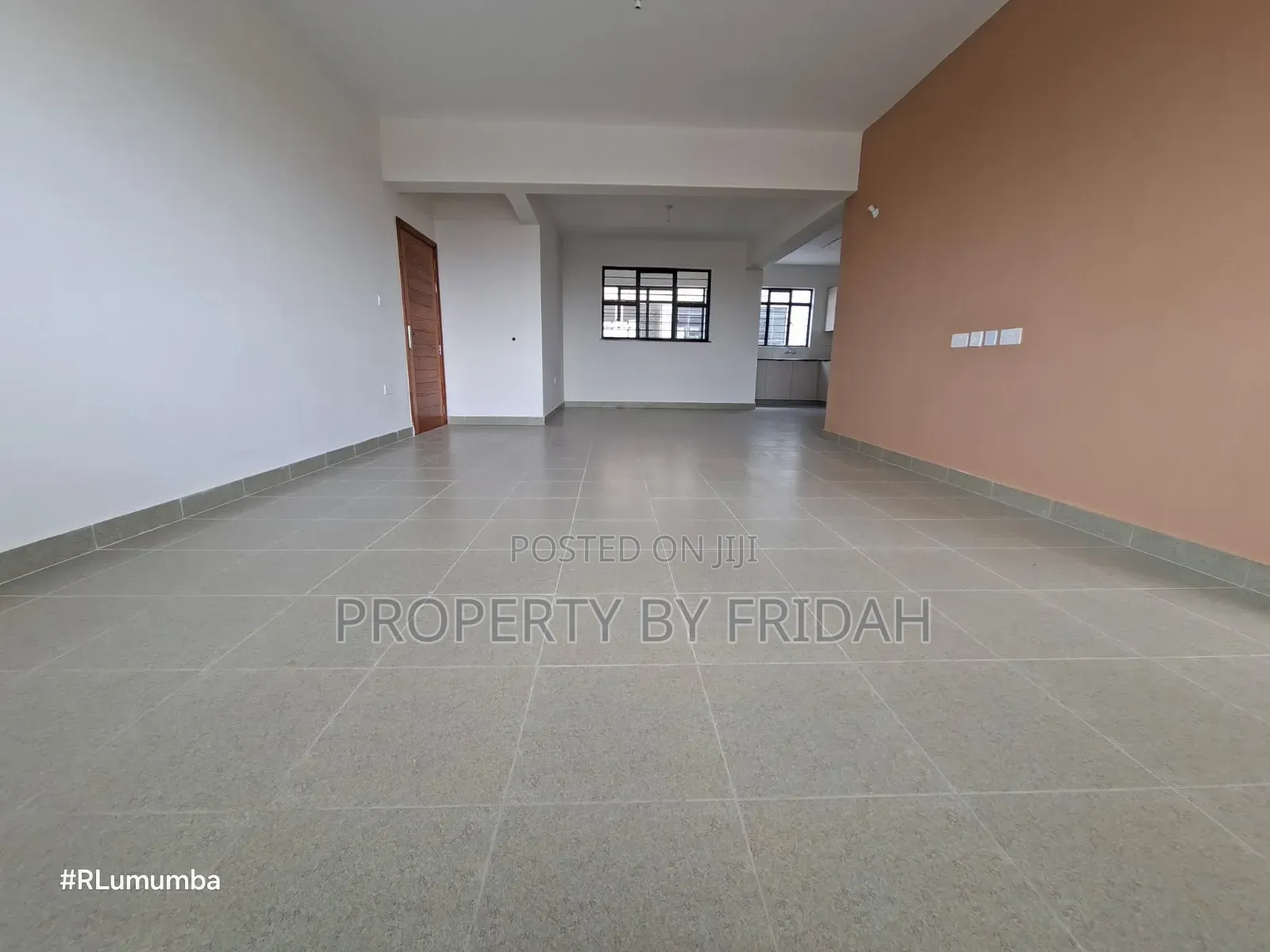 3bdrm Apartment in Mlolongo for sale in Mlolongo