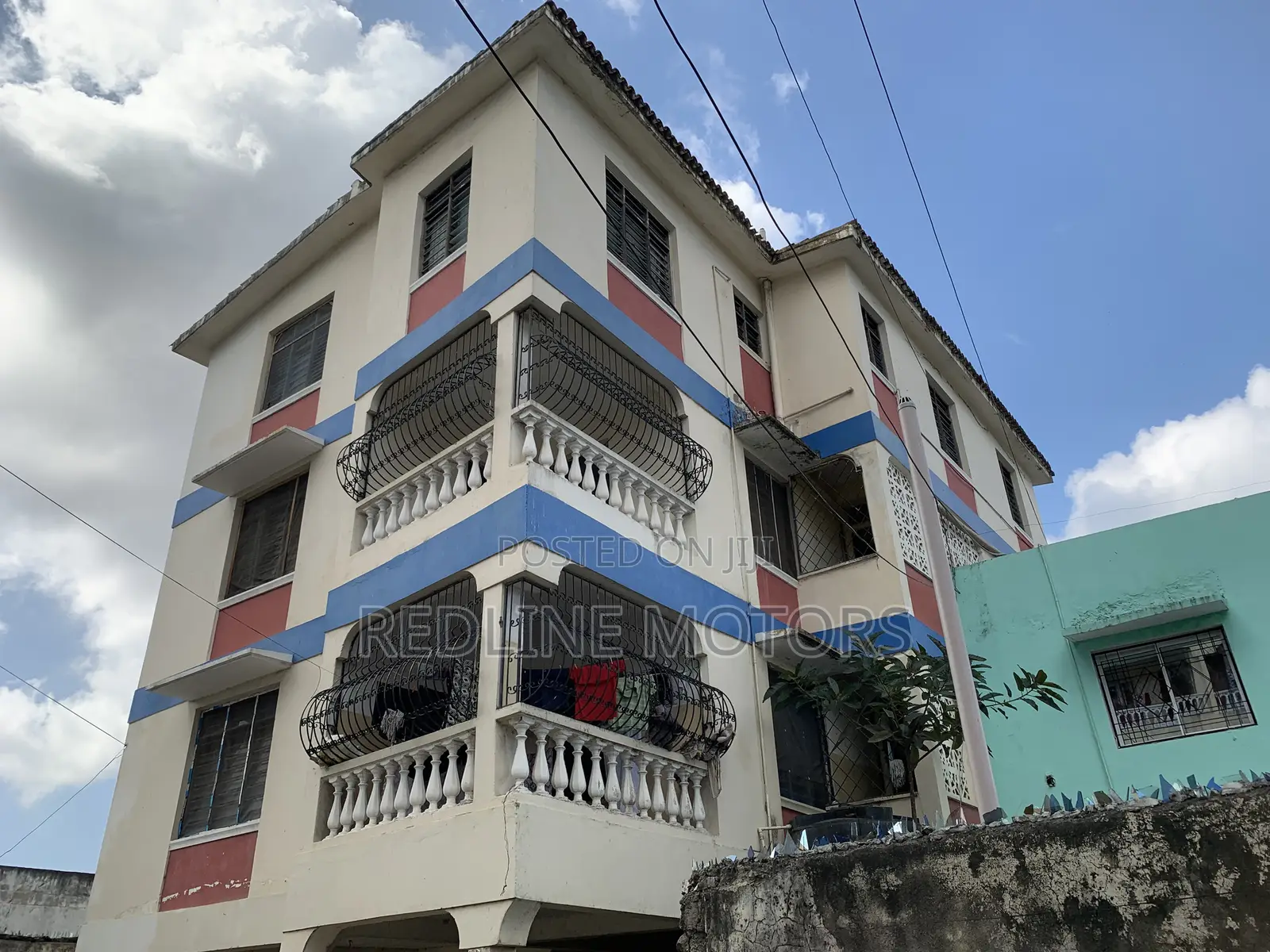 3bdrm Block of Flats in Spaki, Sparki for sale in Sparki