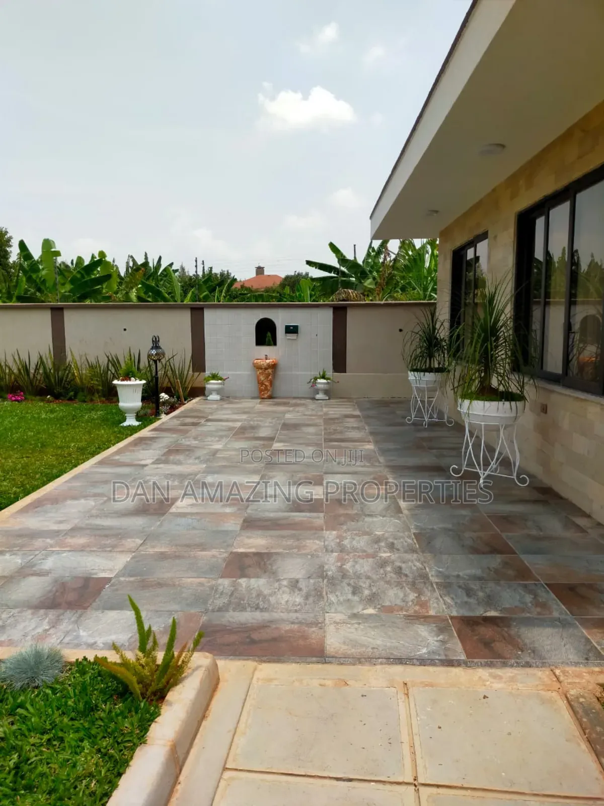 5bdrm Maisonette in Bogani Rd/Dsq 95%, Hardy for sale in Hardy