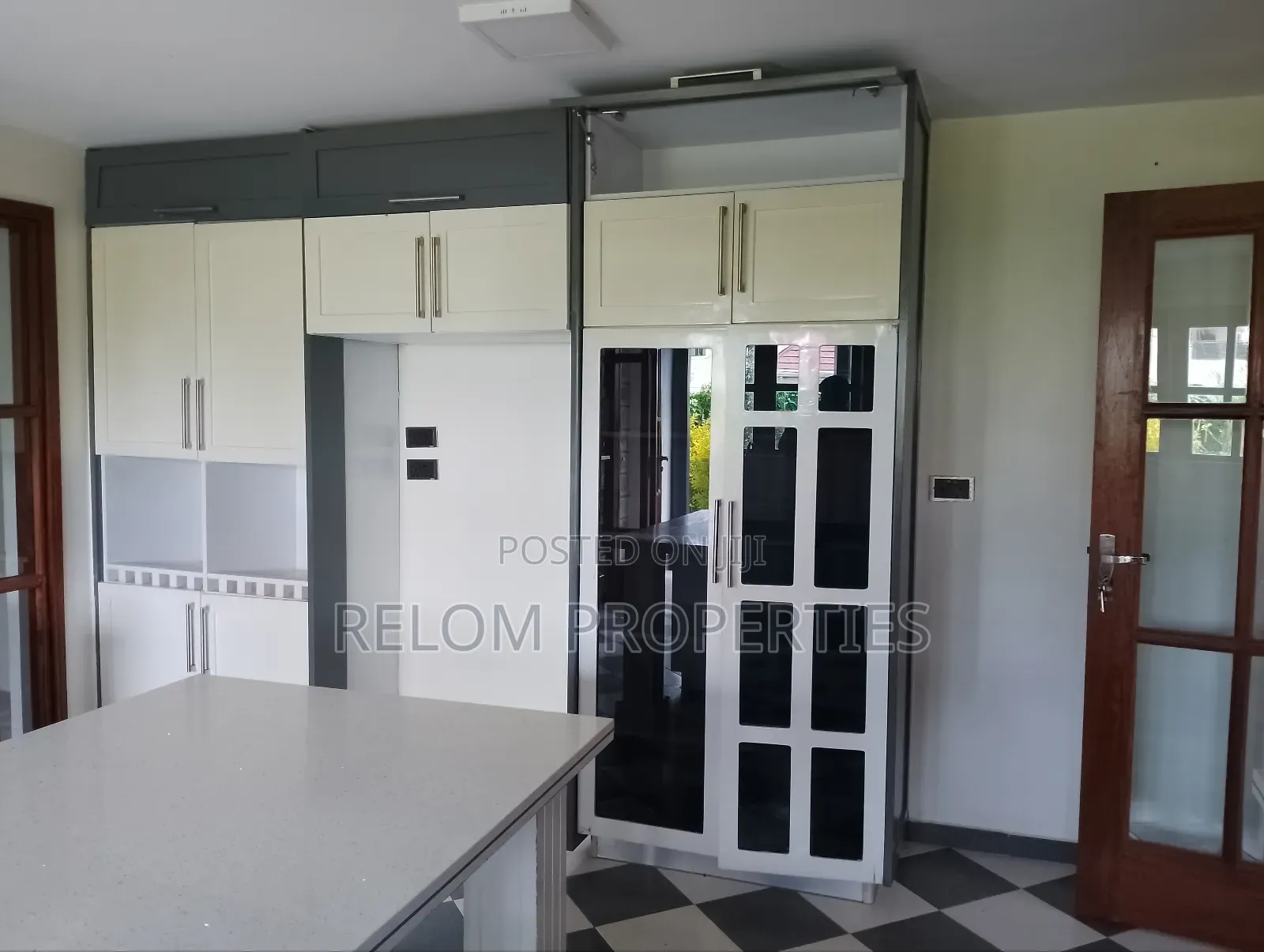 7bdrm Mansion in Karen for rent in Karen