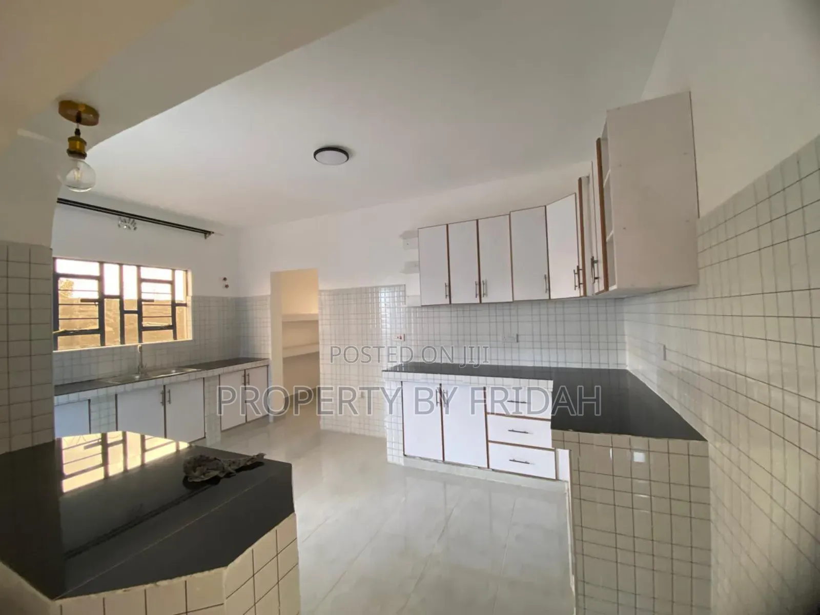 3bdrm Bungalow in Kitengela for sale in Kitengela
