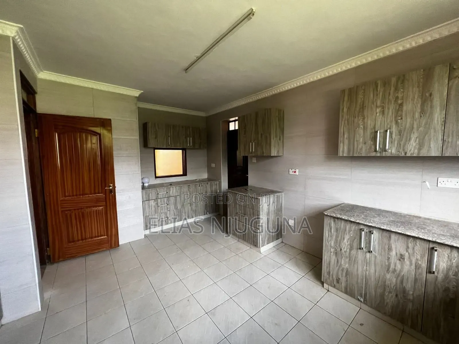 5bdrm Duplex in Membley for rent in Membley Estate