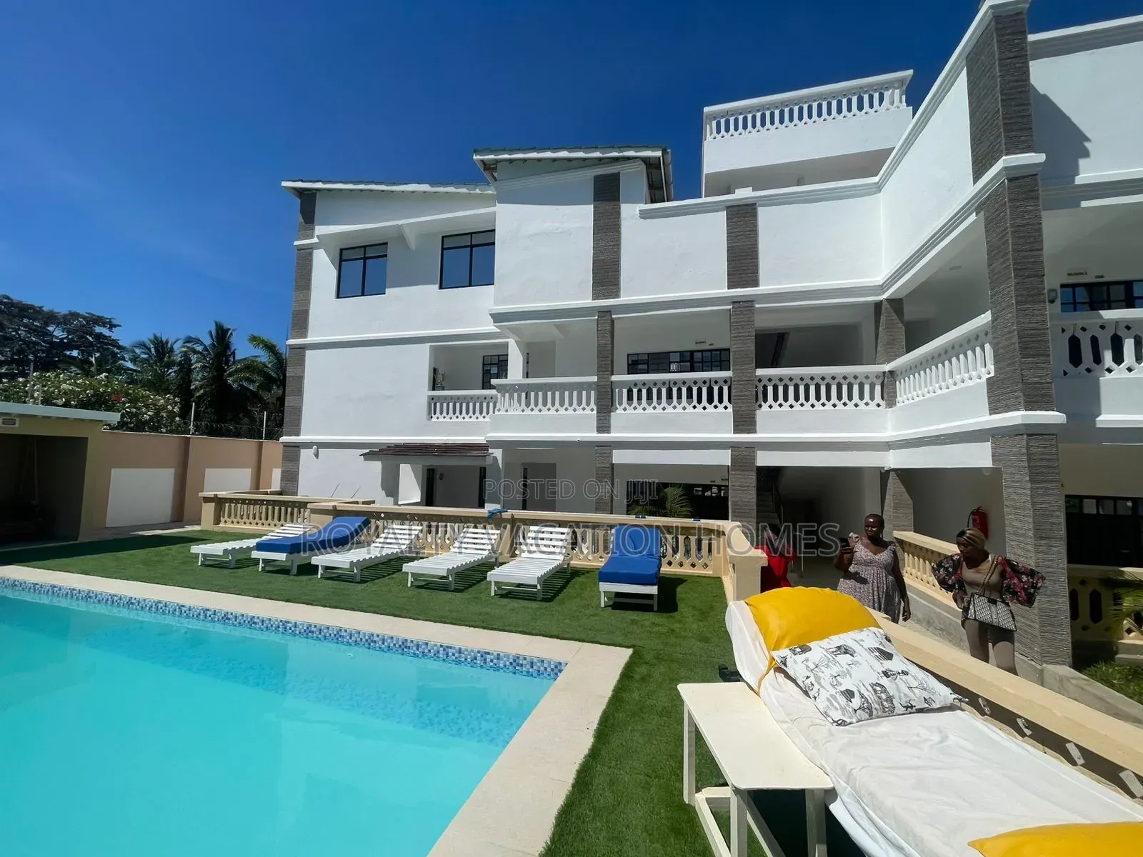 1br Apartment Da-Azizi Diani in Diani