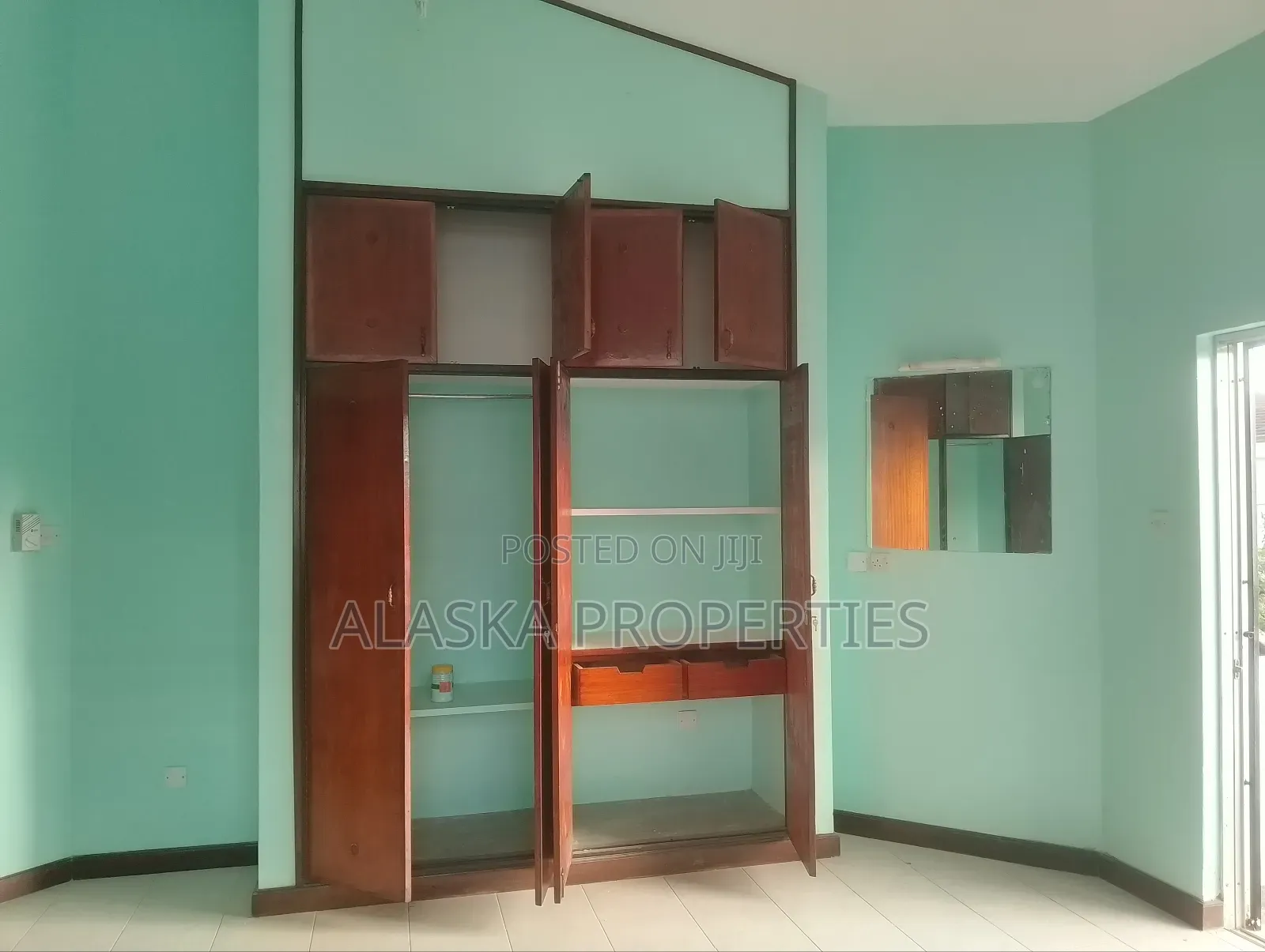 5bdrm Maisonette in Nyali Estate for rent in Nyali