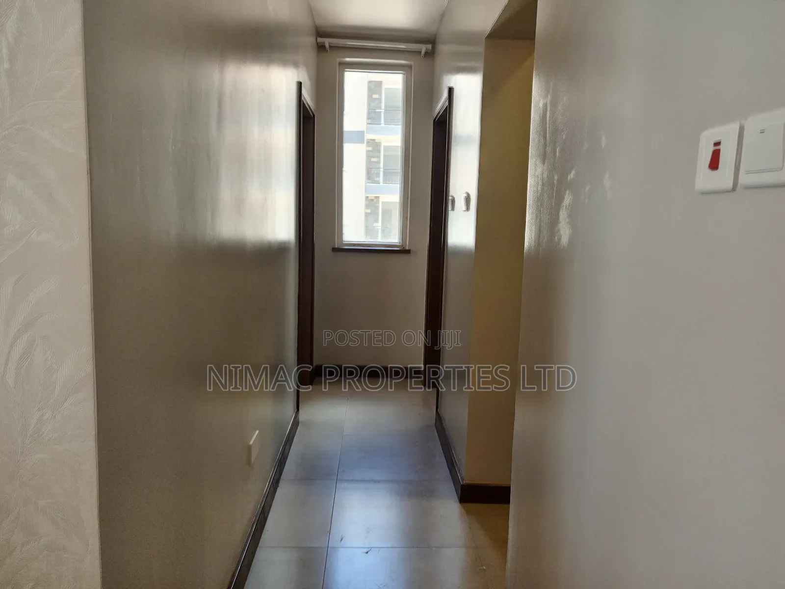 2bdrm Block of Flats in Sunpark Residence., Gateway Mall Area for sale in Gateway Mall Area