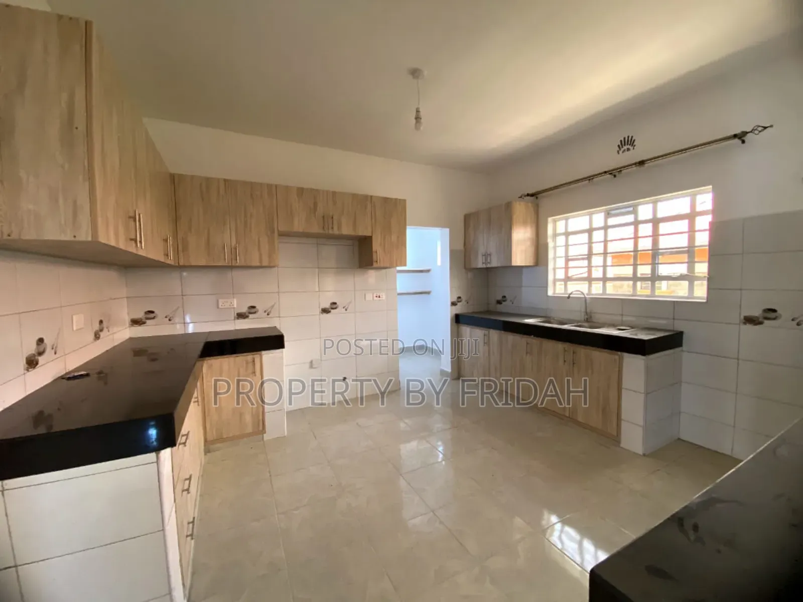 3bdrm Bungalow in Kitengela for sale in Kitengela