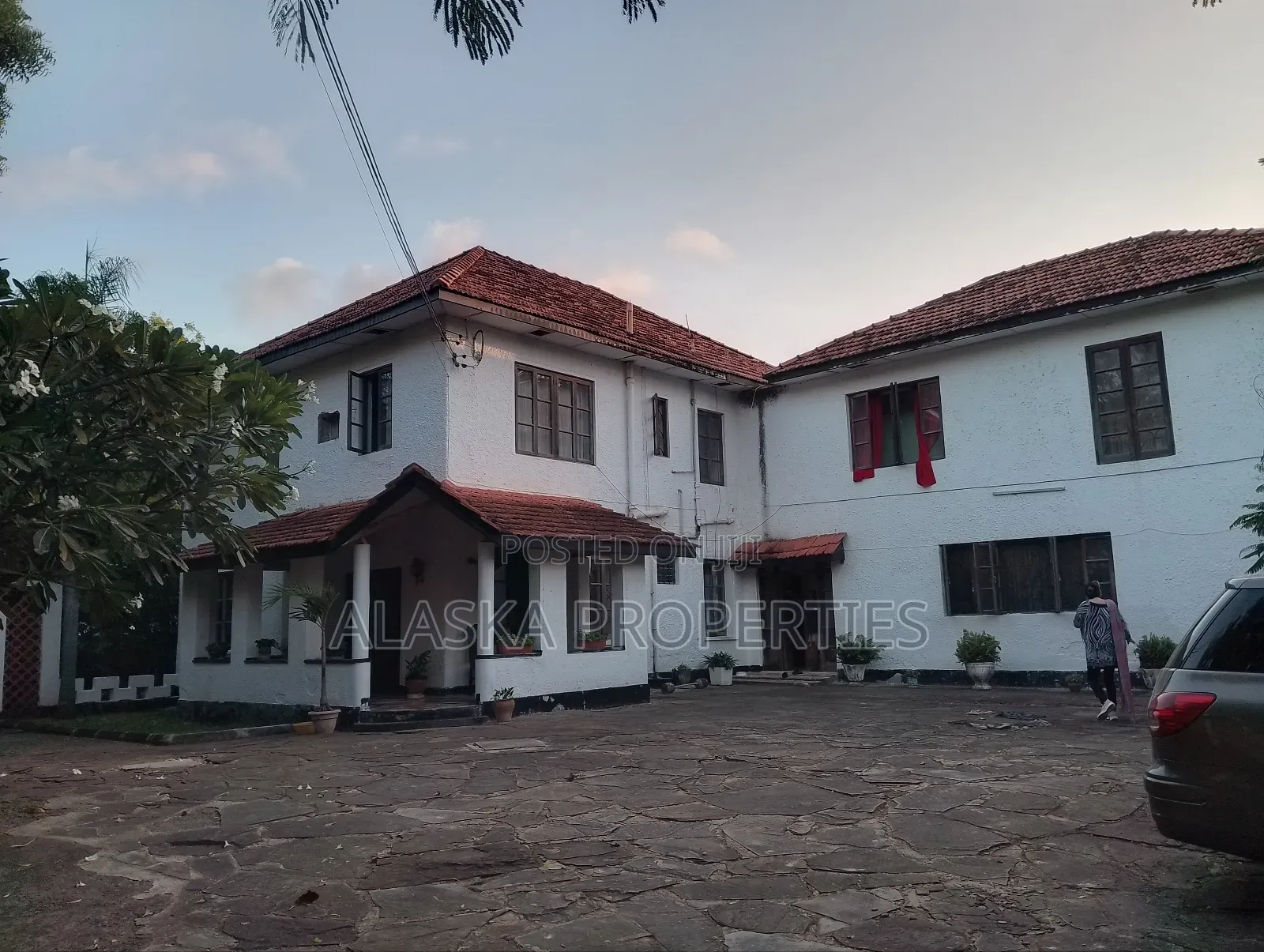 5bdrm Maisonette in Nyali Estate for sale in Nyali