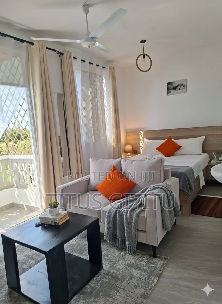 Beach Studio Airbnb Mtwapa | Near Ocean | KSH 3000 in Mtwapa